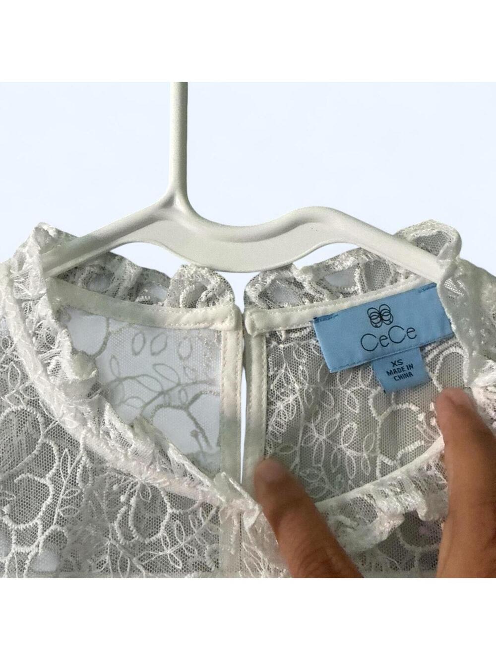 NWT CECE garden romance New ivory lace blouse sze XS - Picture 2 of 5